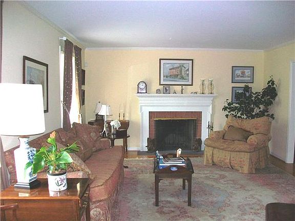 Formal Living room