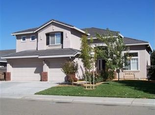 9527 Oakley Way, Elk Grove, CA 95624