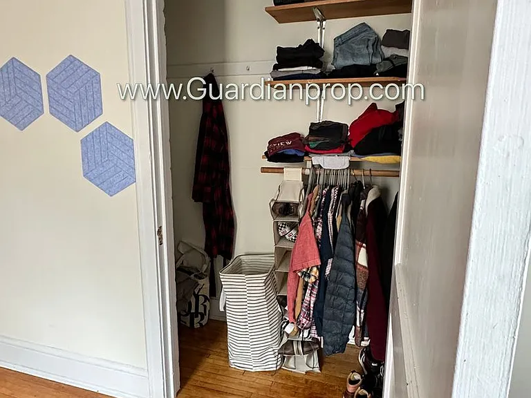 2876 Humboldt Ave S #308 — Photo 18