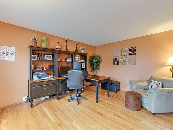 4th image of 7485 Birch Bridge Dr