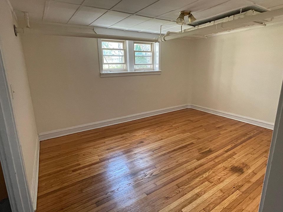 2nd image of 5659 N Campbell Ave #G