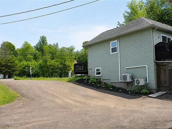 5th image of 551 Dover Rd