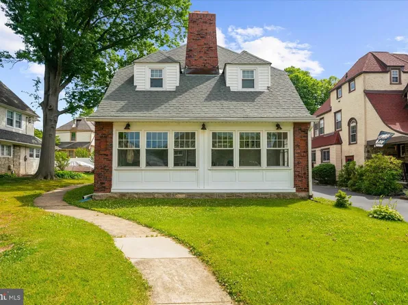 1041 Blythe Ave, Drexel Hill, PA 19026