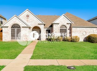 2825 Clearmeadow Dr, Mesquite, TX 75181
