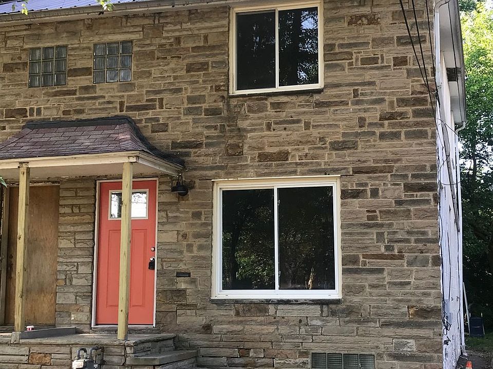 1st image of 102-104 Hartman St #102