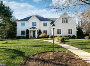 728 Jamie Dr, Moorestown, NJ 08057