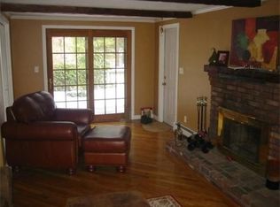 2 Thatcher Rd, Plymouth, MA 02360