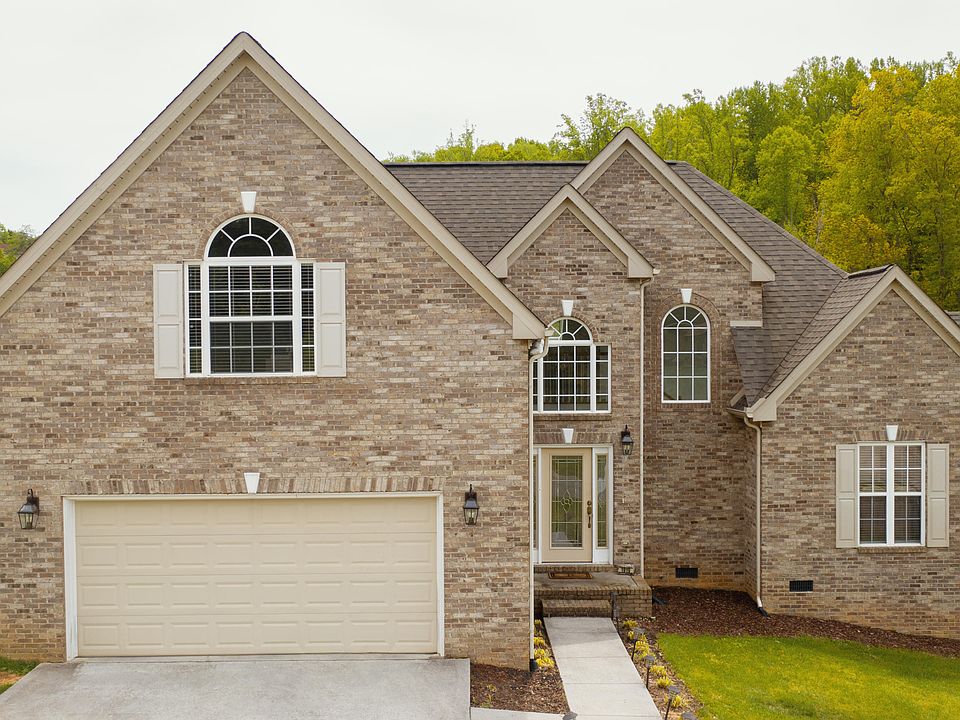 1st image of 1919 Cascade Falls Ln