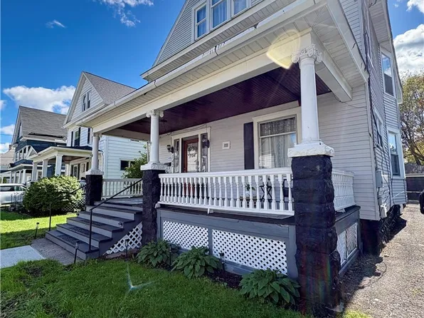 142 Curtis Pl, Auburn, NY 13021