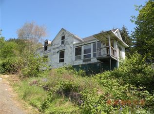 81 Monohon Landing Rd, Raymond, WA 98577