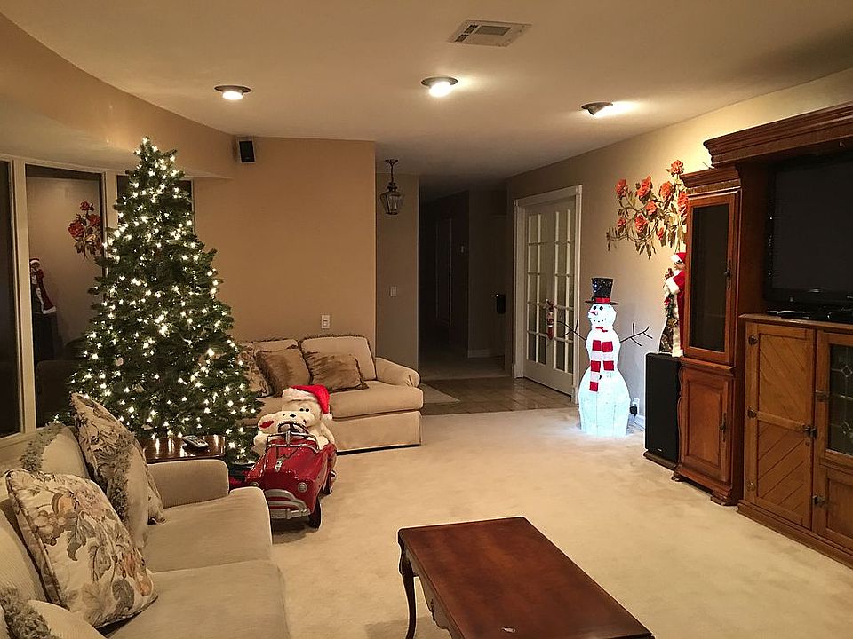 1st image of 4083 N Camellia Dr