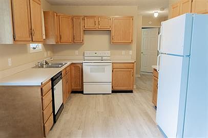 1st image of 491 W 19th St