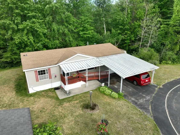 547 E Clam Ct, Newaygo, MI 49337