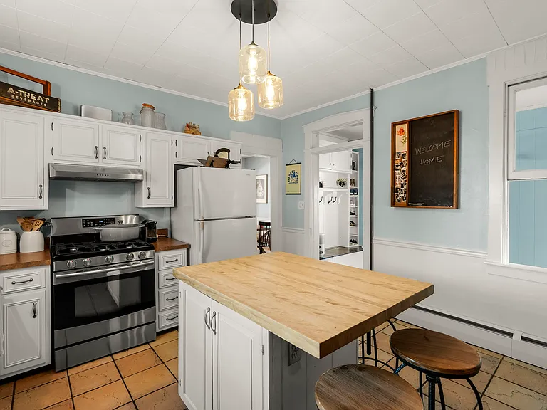 6090 Lemon St — Photo 12