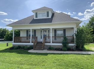 38 Race St, Dry Ridge, KY 41035