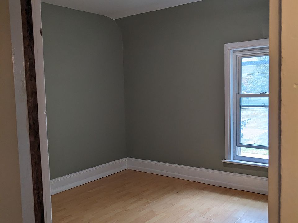 1st image of 600 Spruce St
