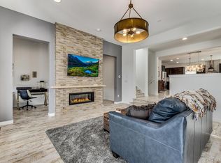 8881 Southurst St, Littleton, CO 80129