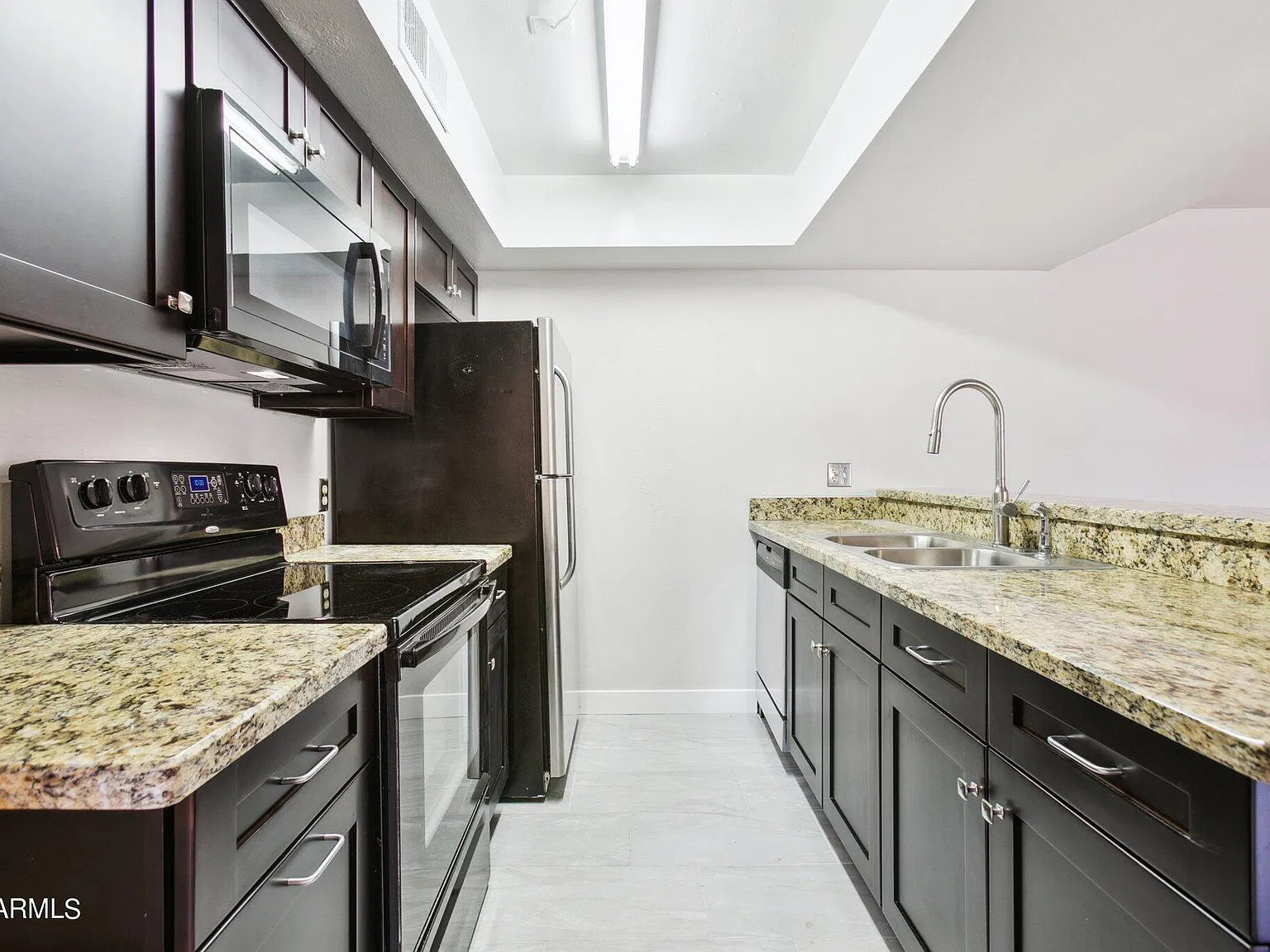 2 bed, 2.0 bath, 1104 sqft, $1,425 — Photo 1