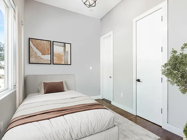 1612 Centre St #2F — Photo 9