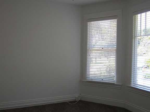 4th image of 1336 Garden St #6