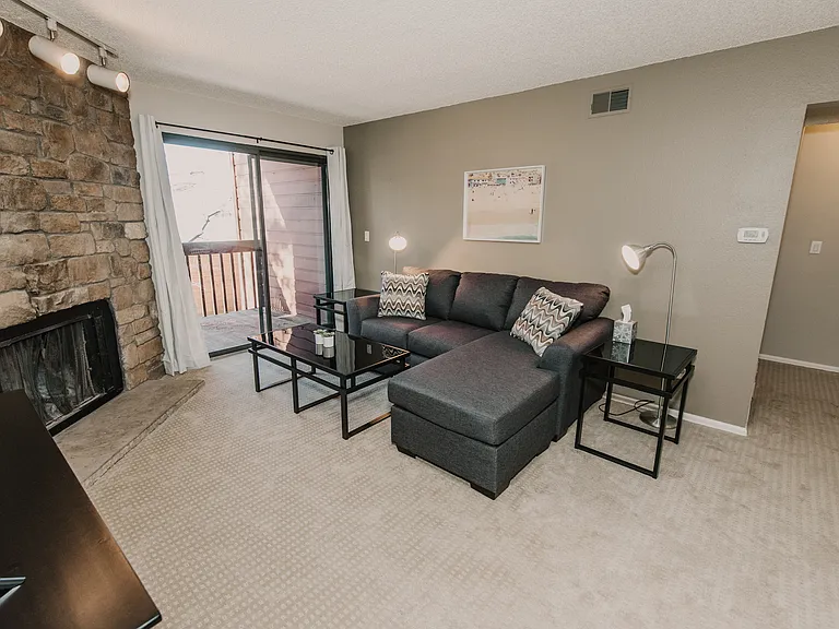318 Wright St #206 — Photo 8