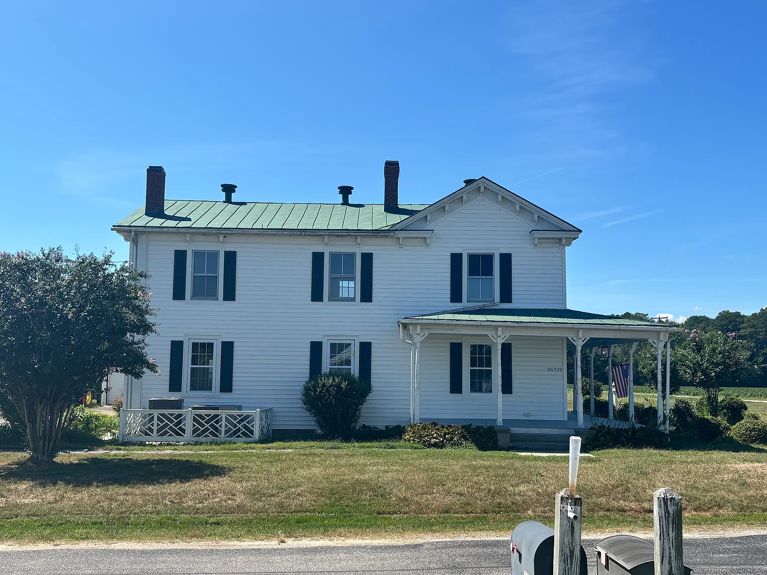 4 bed, 3500 sqft, $2,300 — Photo 3