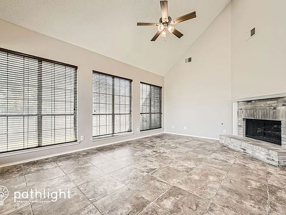 3rd image of 3301 Belmont Ct
