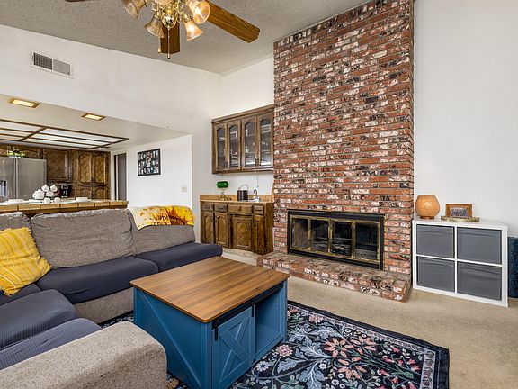 5th image of 1352 N M Street