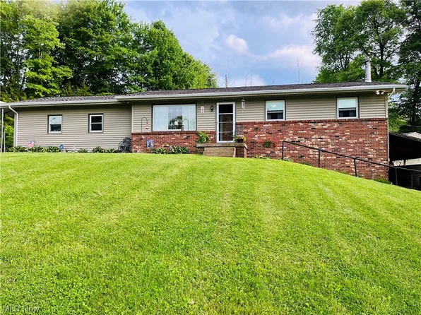 2880 Watson Way, Zanesville, OH 43701