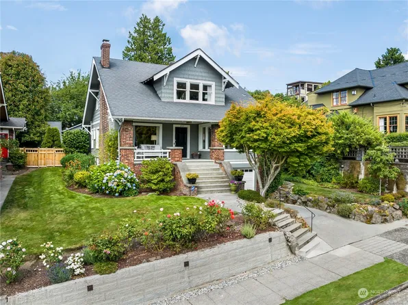 204 N 58th Street, Seattle, WA 98103