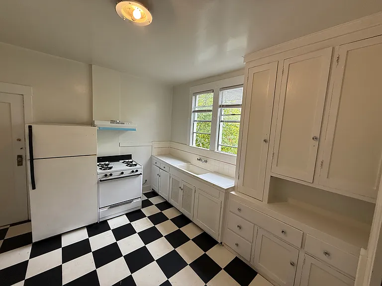 2220 Cabrillo St #2220 — Photo 5