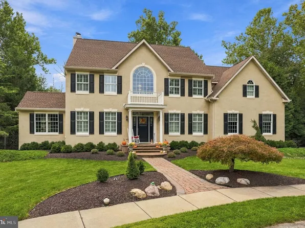12 Bennington Dr, Medford, NJ 08055