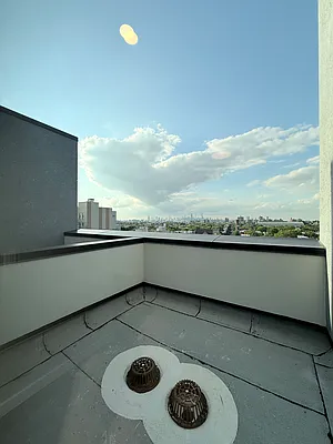 Rented by Zjama Realty Corp | media 11