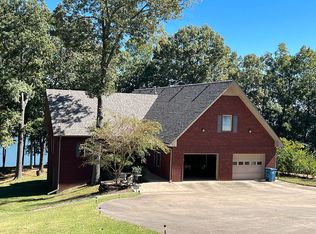 370 Russwood Dr, Springville, TN 38256