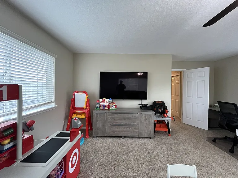 14199 SW Tewkesbury Dr — Photo 63