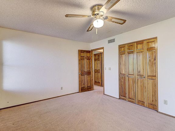 5th image of 718 E Avenida Sierra Madre