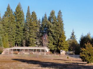 12 1st St, Prospect, OR 97536