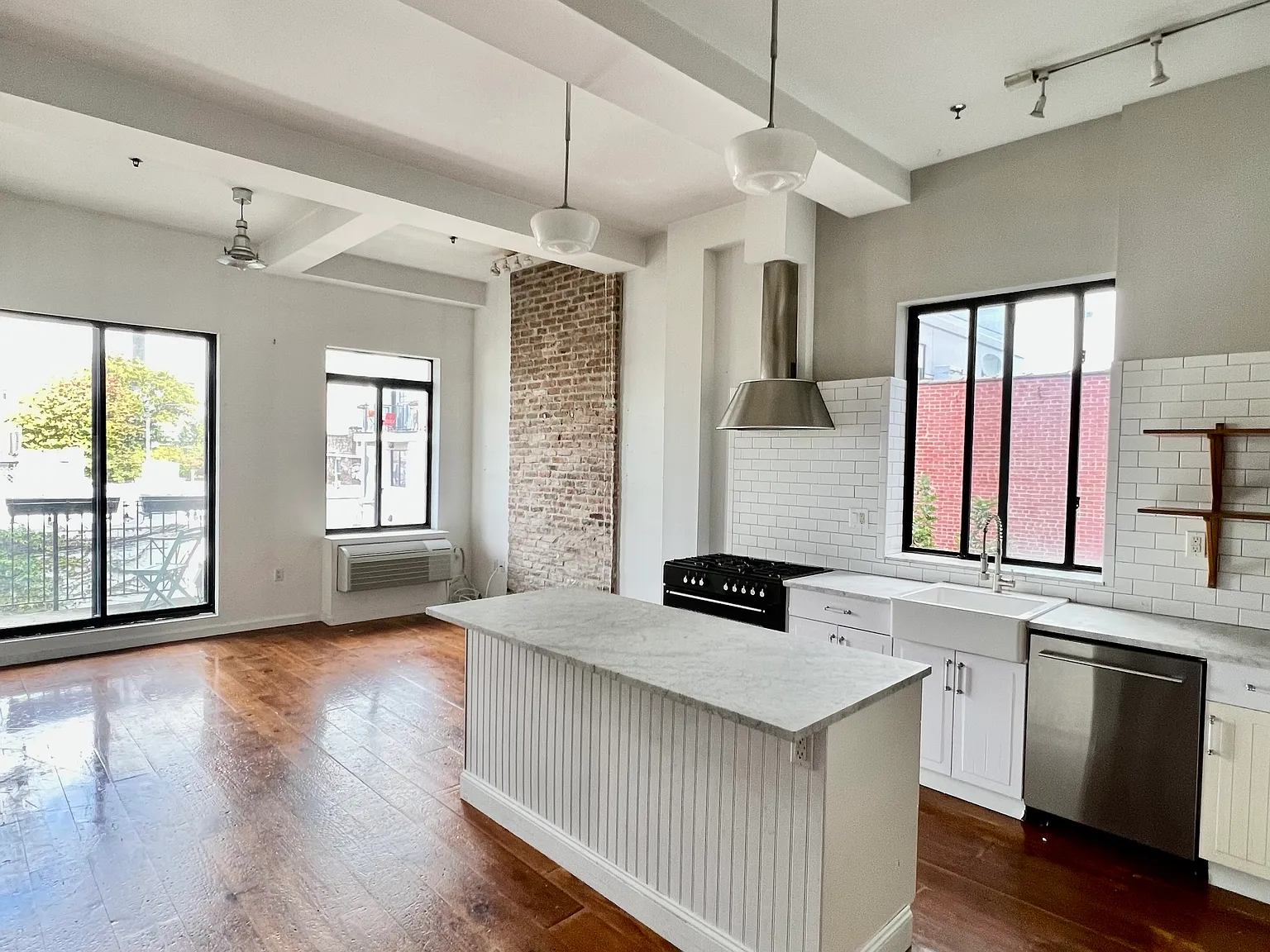 113 Richardson Street — Photo 2