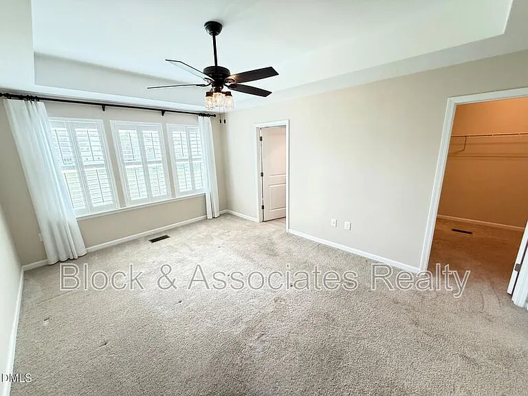 537 Austin View Blvd — Photo 25