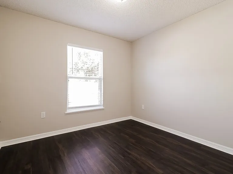 266 Regal Downs Cir — Photo 13