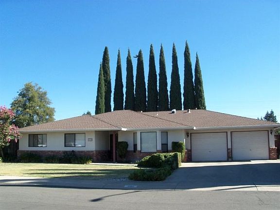 2nd image of 3180 La Mantia Dr