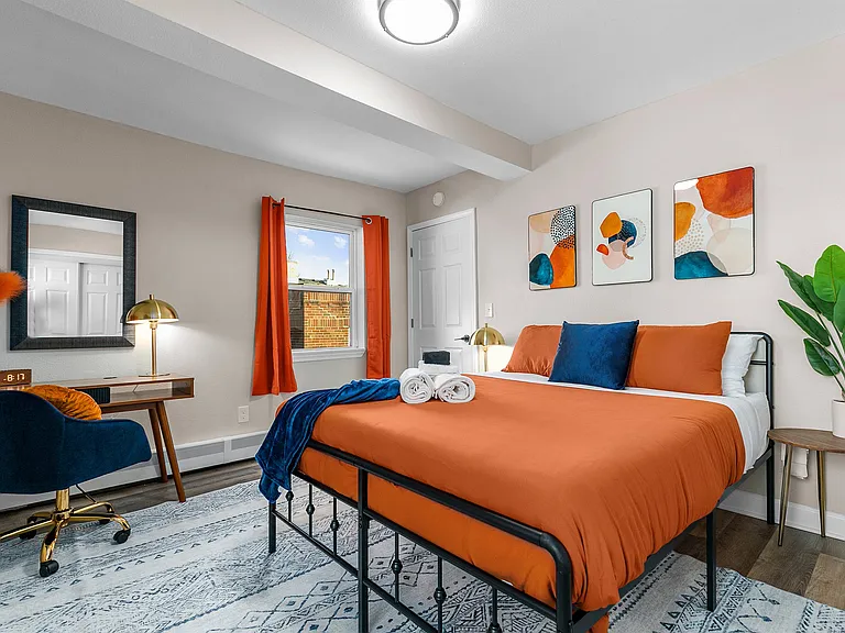414 S Webster Ave #5 — Photo 8