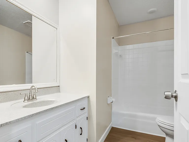 7416 Candlewood Dr N — Photo 17