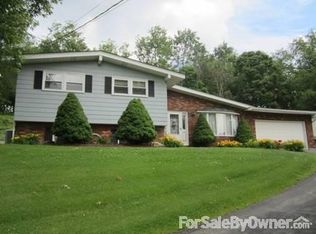 179 Stewart Run Rd, Chester, WV 26034