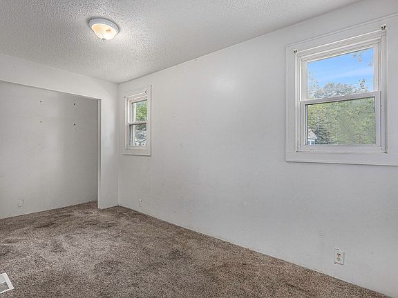 5th image of 539 Allen Ave