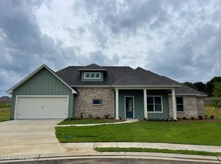 125 Trace Pointe Pl, Clinton, MS 39056