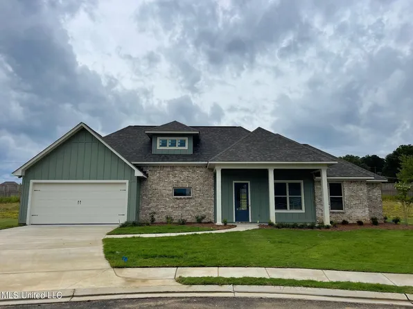 125 Trace Pointe Pl, Clinton, MS 39056