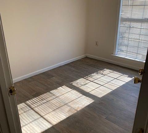3rd image of 6223 Richfield Ln