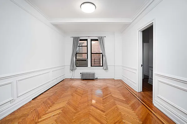 Rented by Waldstar Real Estate LLC | media 21