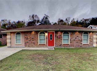 1720 Heights Dr, Saint Bernard, LA 70085